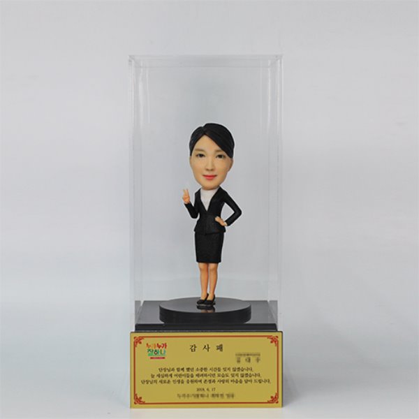 SD 3D피규어(13cm) 명판세트 - 여성정장 승리의 V